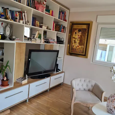 Apartamento Kutak Na Lekinom Brdu Belgrado